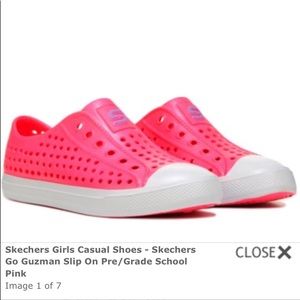 Girls Skechers Guzman shoe size 13